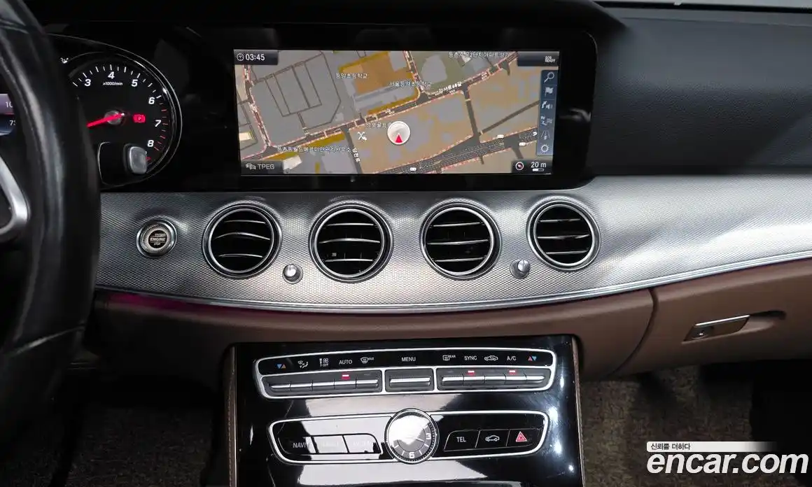 Mercedes-Benz E-Class 2018 2.0 гидро в Москве № 1131915, фото 14