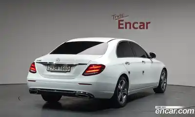 Mercedes-Benz E-Class 2018 2.0 гидро в Москве № 1131915, миниатюра 2
