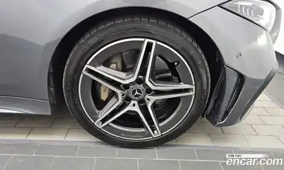Mercedes-Benz CLS-Class 2022 2.0 гидро в Москве № 1131919, миниатюра 4
