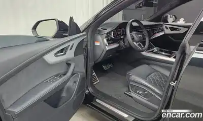 Audi Q8 2023 3.0 гидро в Москве № 1132117, миниатюра 10