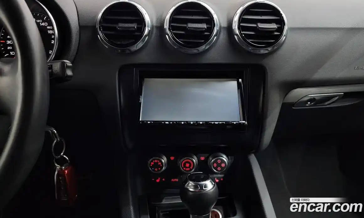 Audi TT 2013 2.0 гидро в Москве № 1132235, фото 16