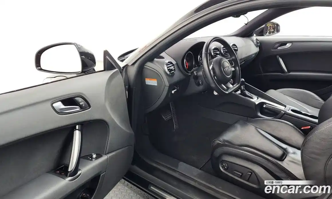 Audi TT 2013 2.0 гидро в Москве № 1132235, фото 10
