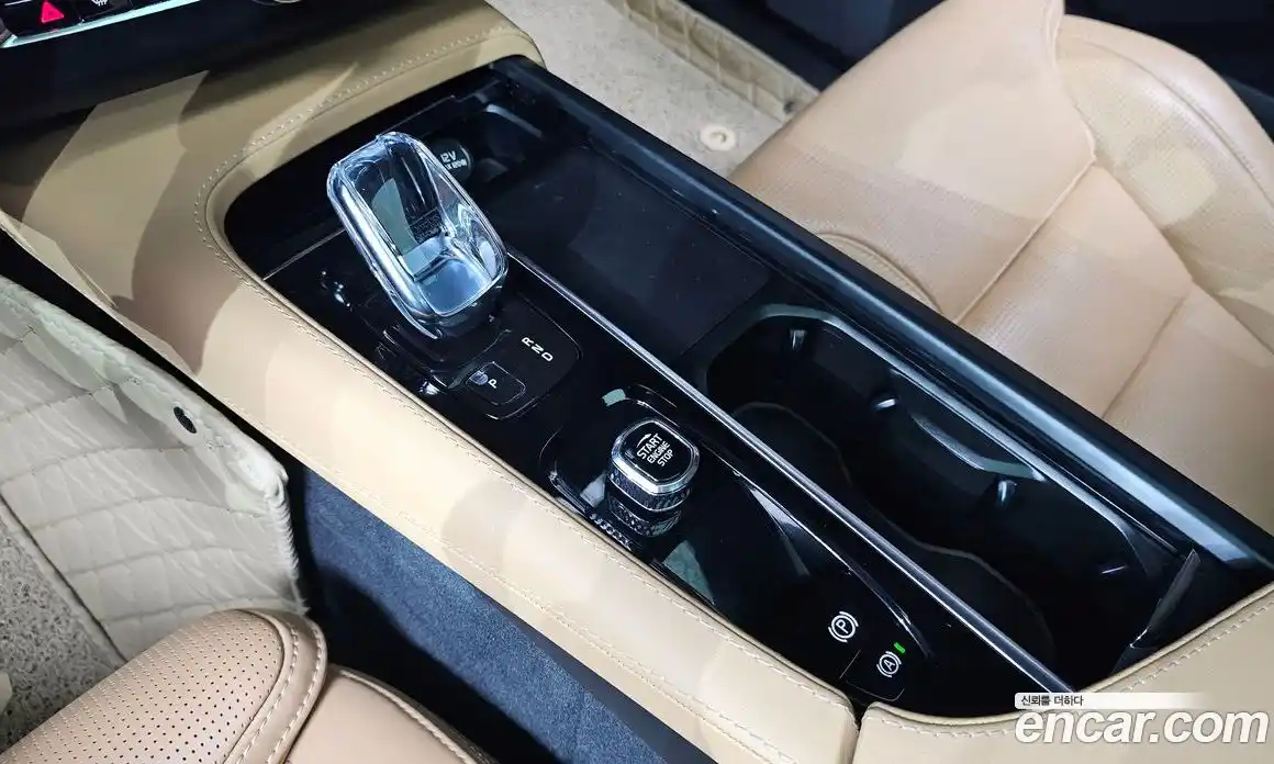 Volvo XC90 2022 2.0 гидро в Москве № 1132646, фото 9