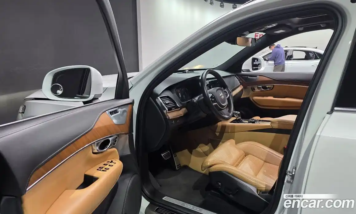 Volvo XC90 2020 2.0 гидро в Москве № 1132683, фото 11