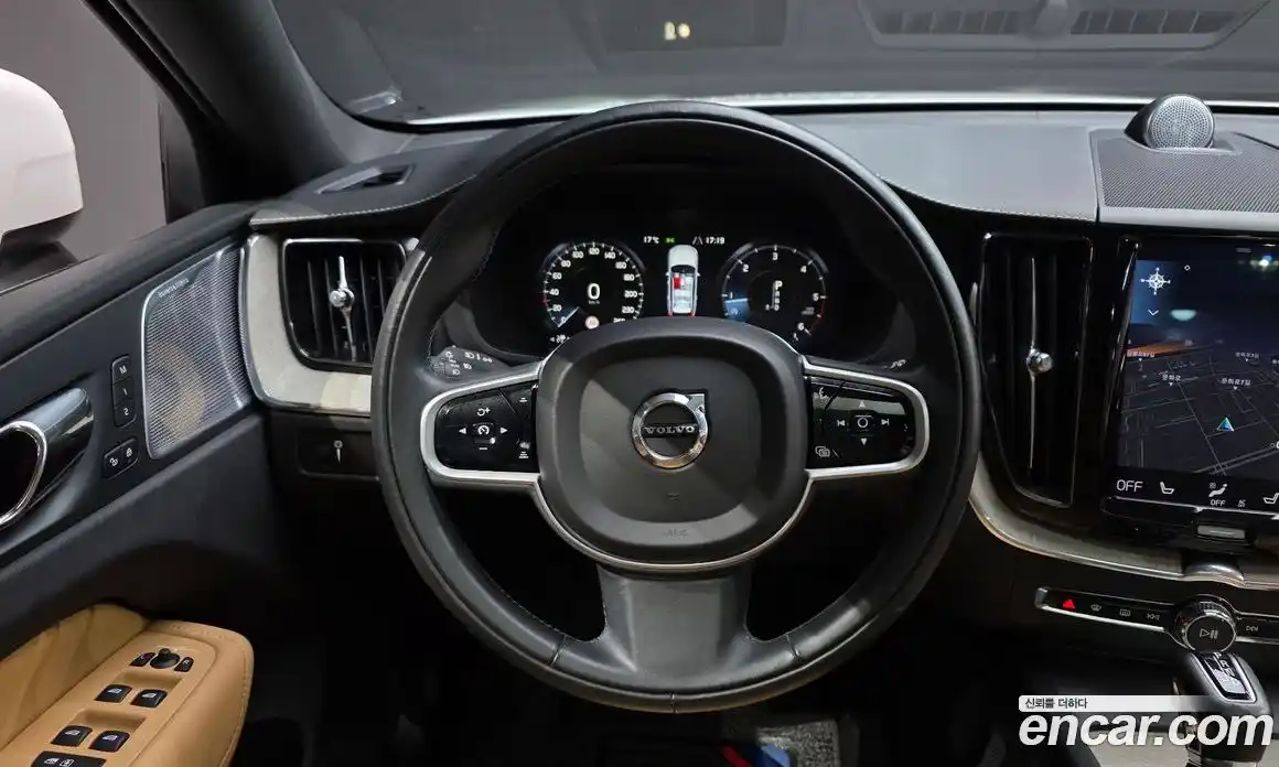 Volvo XC60 2018 2.0 гидро в Москве № 1132997, фото 13