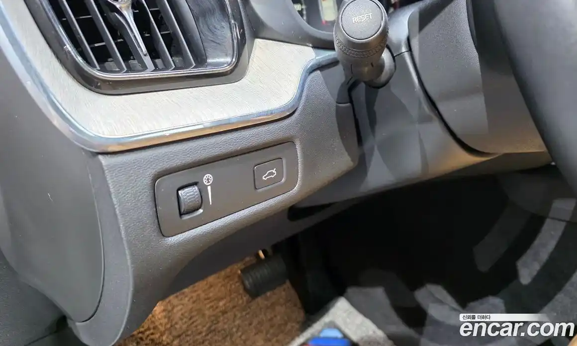 Volvo XC60 2018 2.0 гидро в Москве № 1132997, фото 15