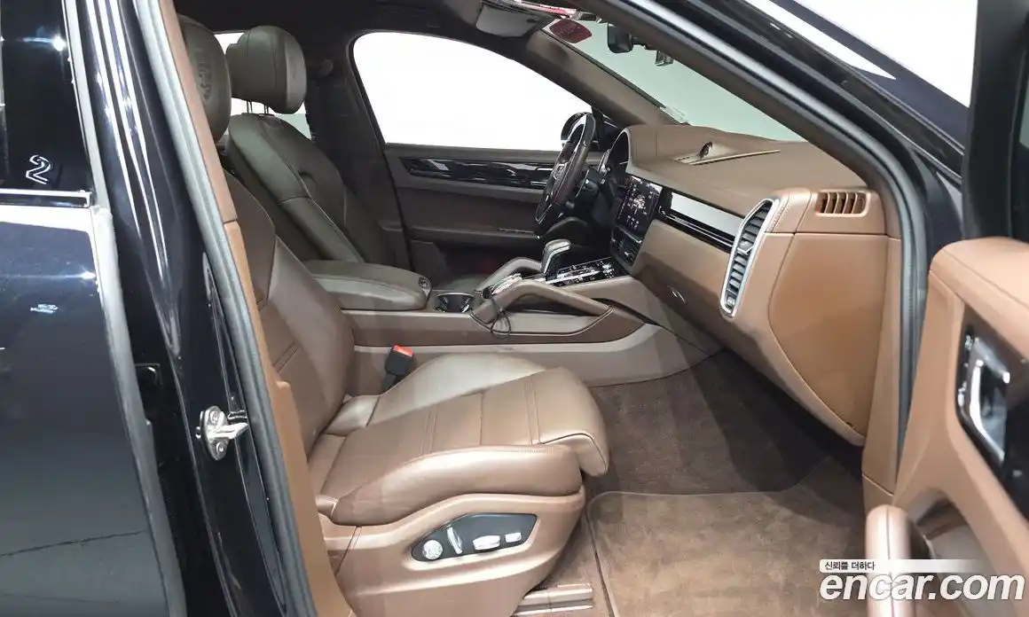 Porsche Cayenne 2020 3.0 гидро в Москве № 1134163, фото 9
