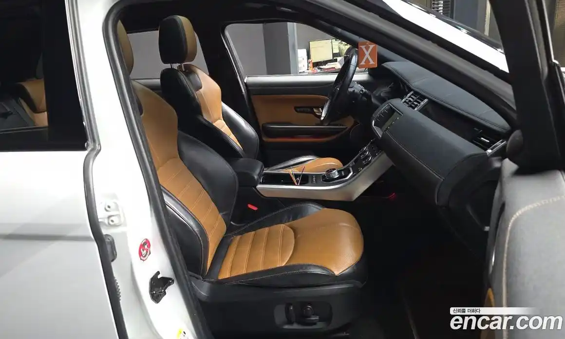 Land Rover Range-Rover Evoque 2016 2.0 гидро в Москве № 1136663, фото 11