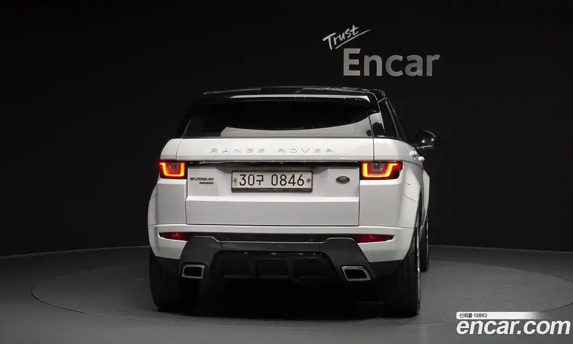 Land Rover Range-Rover Evoque 2016 2.0 гидро в Москве № 1136663, фото 4