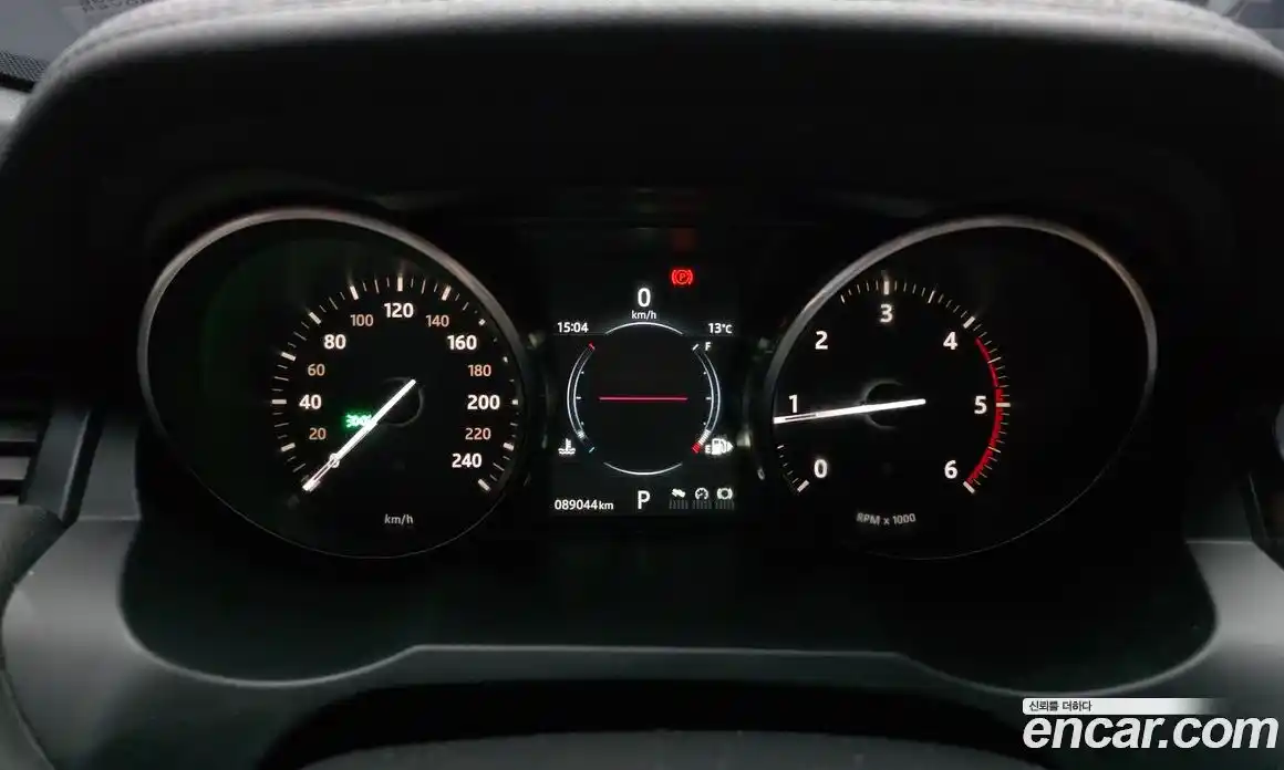 Land Rover Range-Rover Evoque 2016 2.0 гидро в Москве № 1136663, фото 8