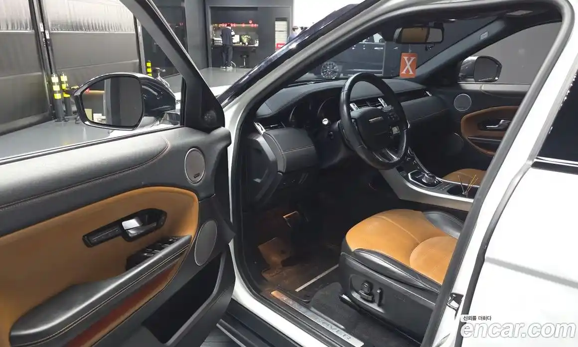 Land Rover Range-Rover Evoque 2016 2.0 гидро в Москве № 1136663, фото 10
