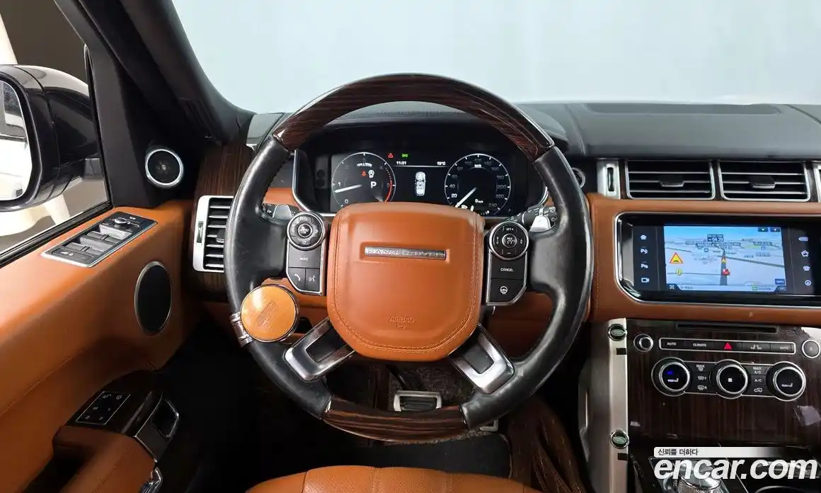 Land Rover Range-Rover 2016 4.4 гидро в Москве № 1137650, фото 13