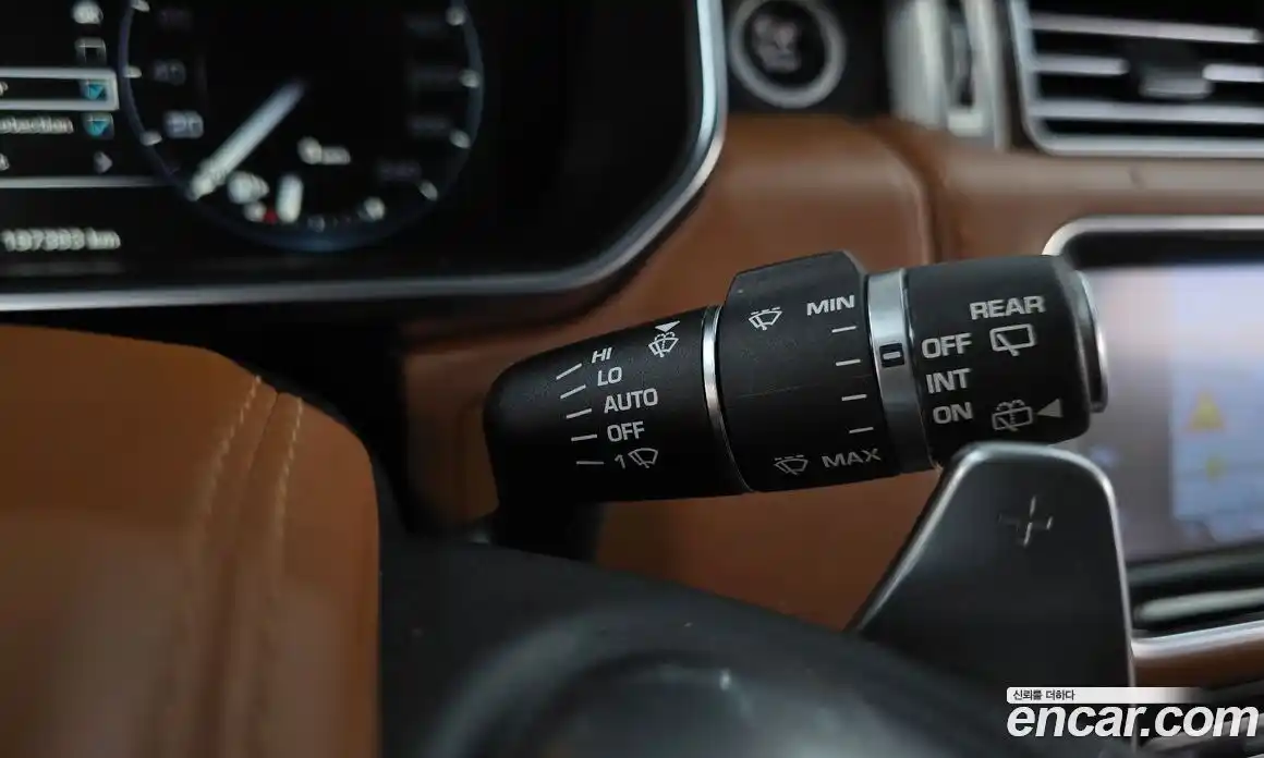 Land Rover Range-Rover 2016 4.4 гидро в Москве № 1137650, фото 16