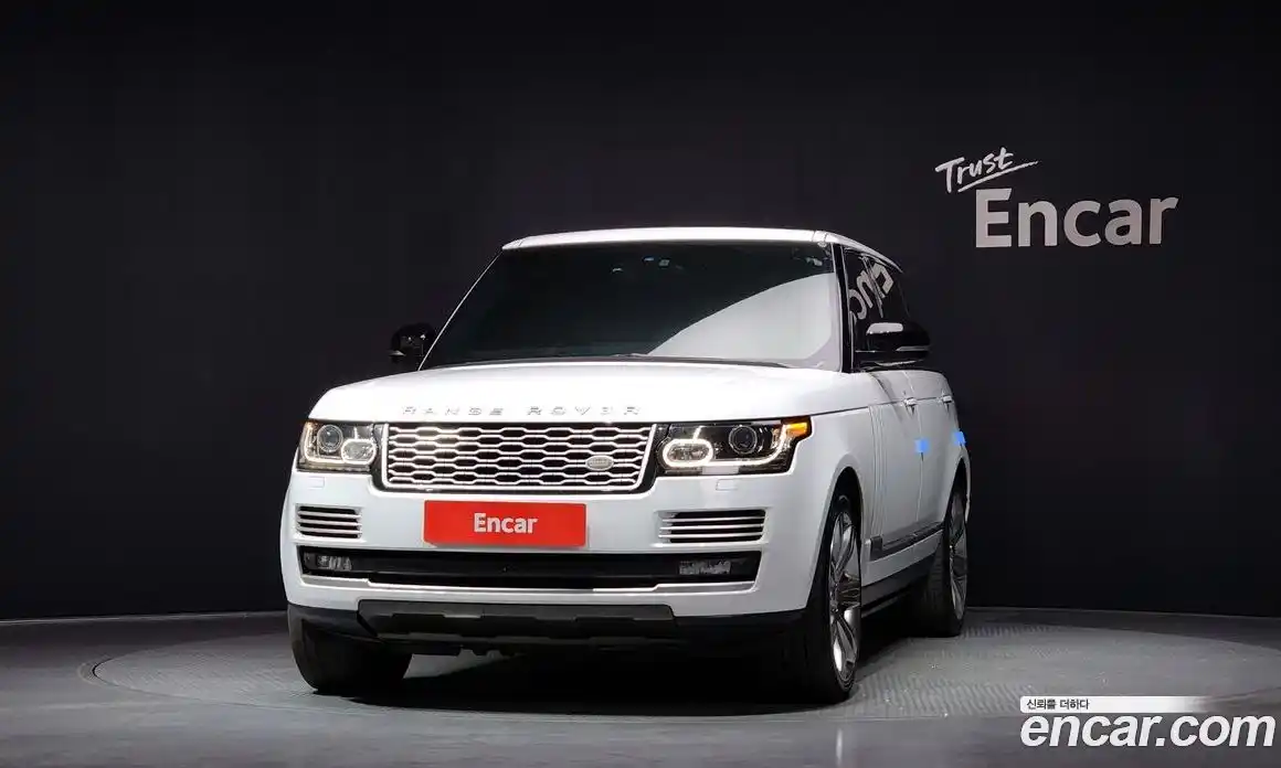 Land Rover Range-Rover 2016 4.4 гидро в Москве № 1137650, фото 3