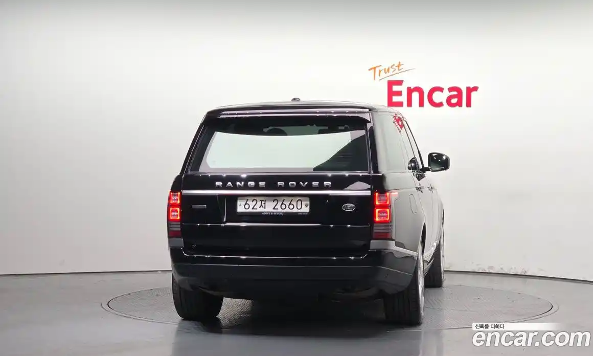 Land Rover Range-Rover 2016 5.0 гидро в Москве № 1137654, фото 4