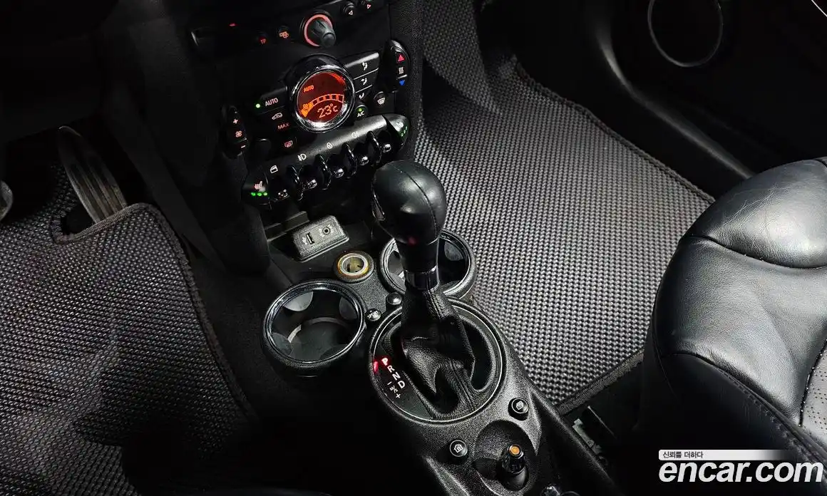 Mini Coupe 2013 2.0 гидро в Москве № 1138144, фото 9