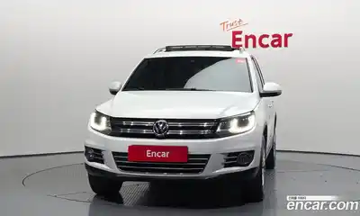 Volkswagen Tiguan 2015 2.0 гидро в Москве № 1139067, миниатюра 3