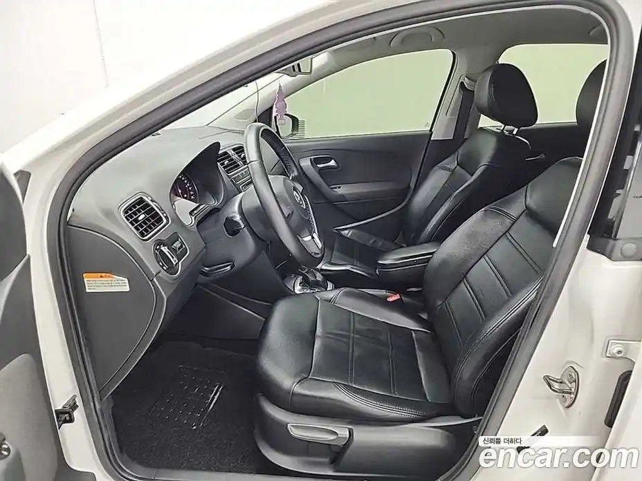 Volkswagen Polo 2014 1.6 гидро в Москве № 1139173, фото 11