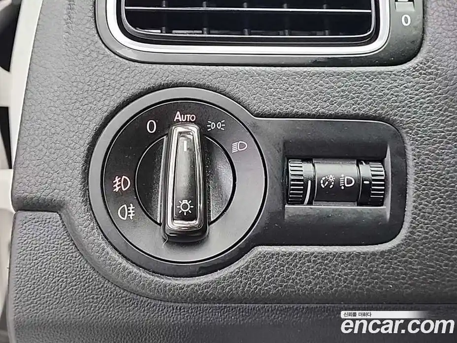 Volkswagen Polo 2014 1.6 гидро в Москве № 1139173, фото 16