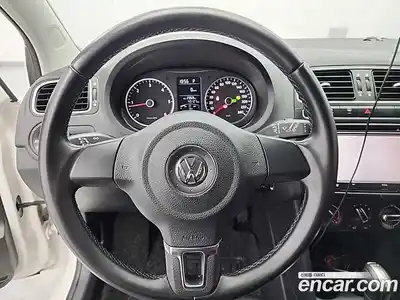 Volkswagen Polo 2014 1.6 гидро в Москве № 1139173, миниатюра 9