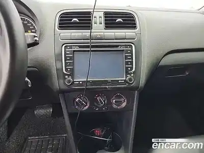 Volkswagen Polo 2014 1.6 гидро в Москве № 1139173, миниатюра 10