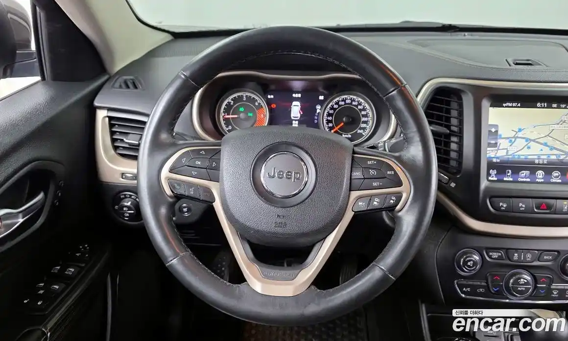 Jeep Cherokee 2014 2.0 гидро в Москве № 1139250, фото 13