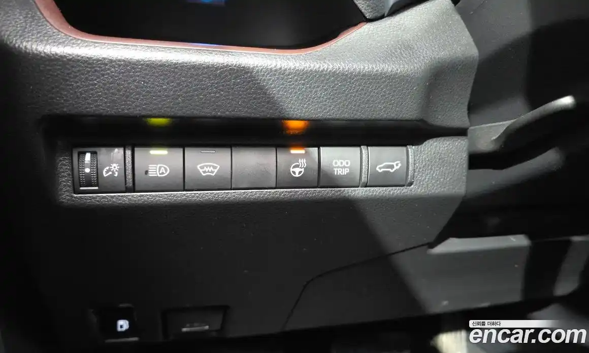 Toyota RAV4 2023 2.5 гидро в Москве № 1139353, фото 17