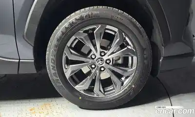 Toyota RAV4 2023 2.5 гидро в Москве № 1139353, миниатюра 5