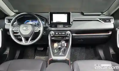 Toyota RAV4 2023 2.5 гидро в Москве № 1139353, миниатюра 7