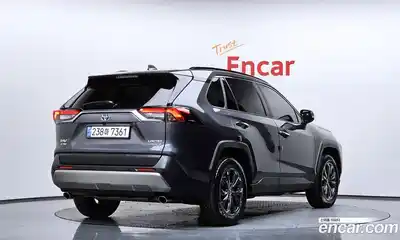 Toyota RAV4 2024 2.5 гидро в Москве № 1139367, миниатюра 2