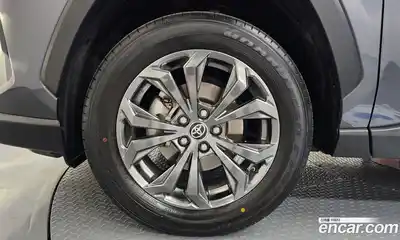 Toyota RAV4 2024 2.5 гидро в Москве № 1139367, миниатюра 5