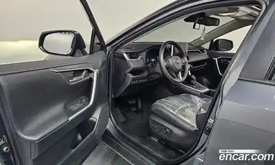 Toyota RAV4 2024 2.5 гидро в Москве № 1139367, миниатюра 10