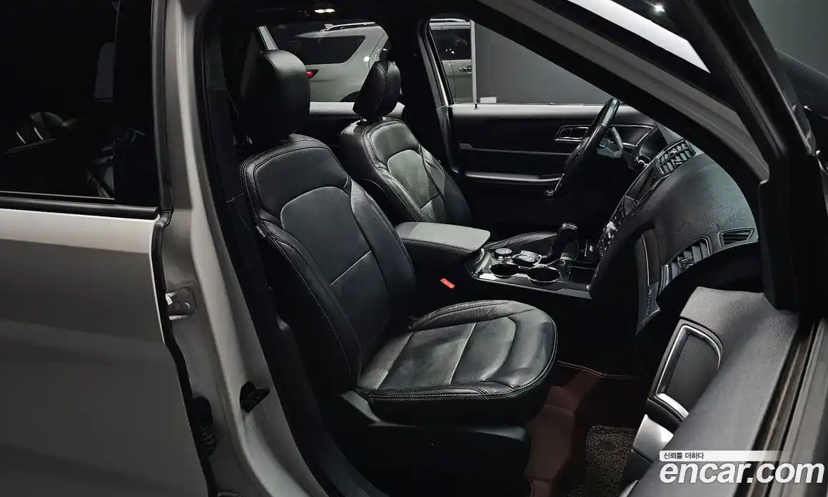 Ford Explorer 2019 2.3 гидро в Москве № 1139545, фото 10