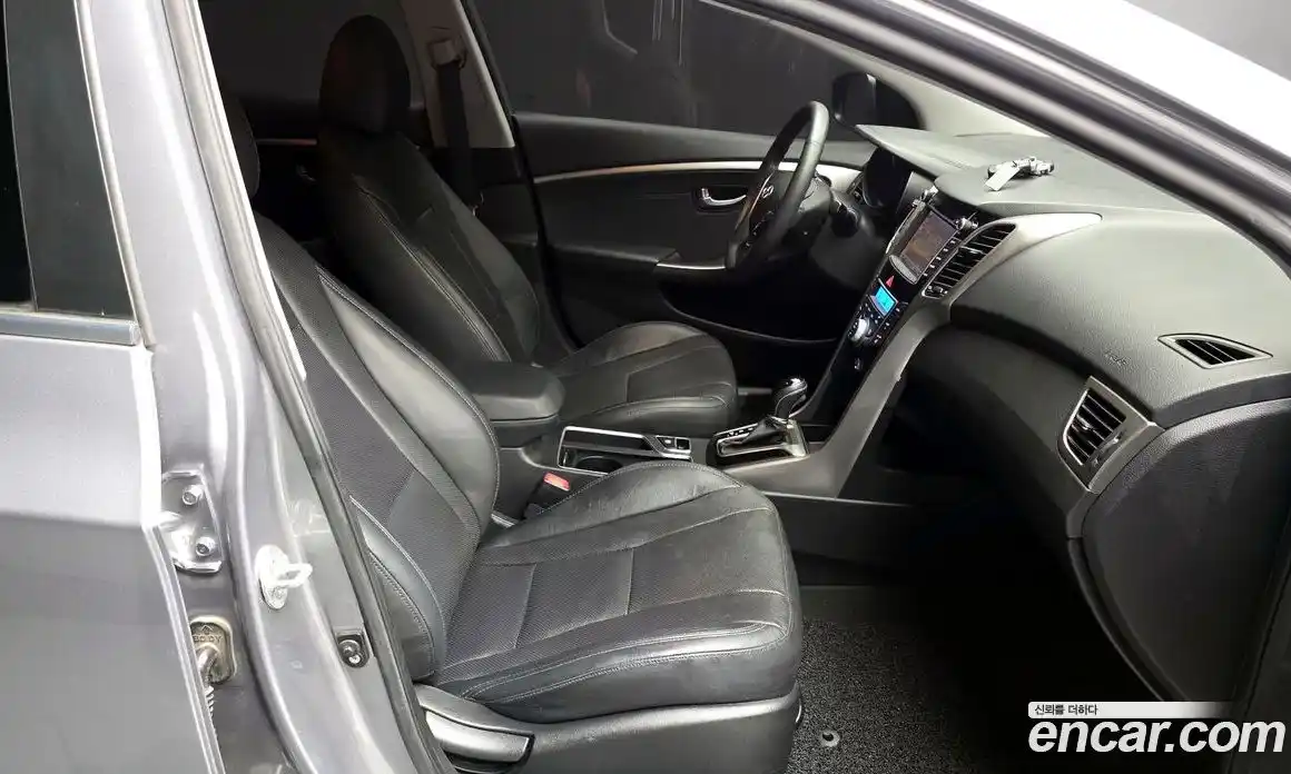 Hyundai i30 2011 1.6 гидро в Москве № 1141404, фото 11