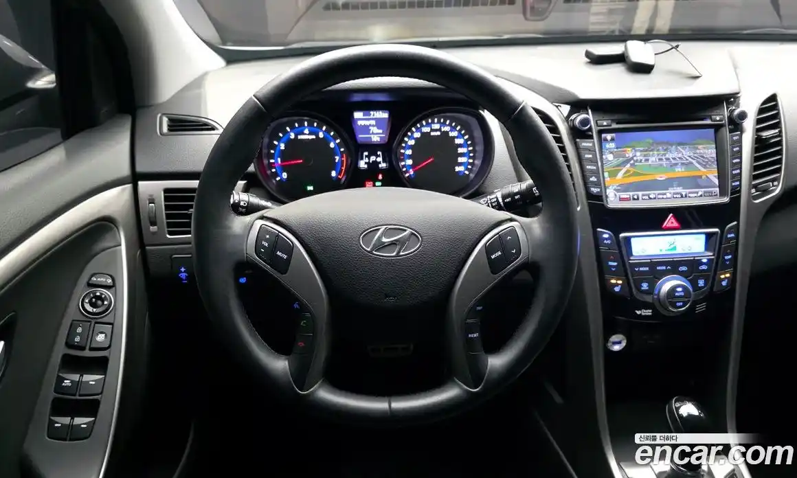 Hyundai i30 2011 1.6 гидро в Москве № 1141404, фото 13