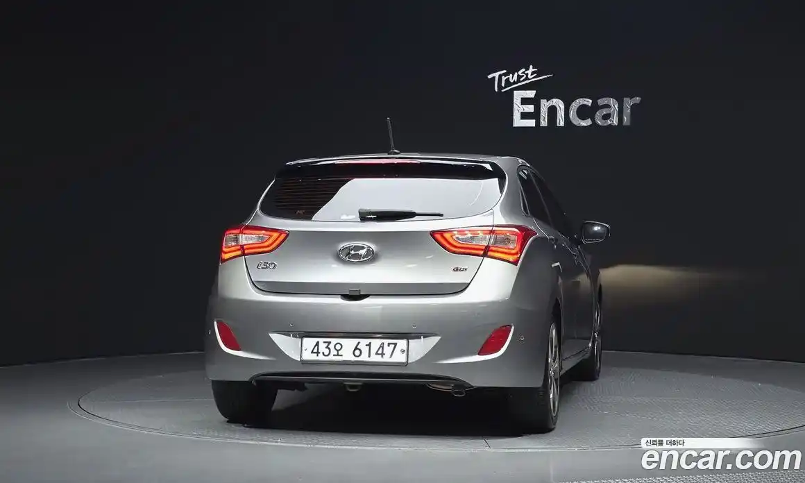 Hyundai i30 2011 1.6 гидро в Москве № 1141404, фото 4
