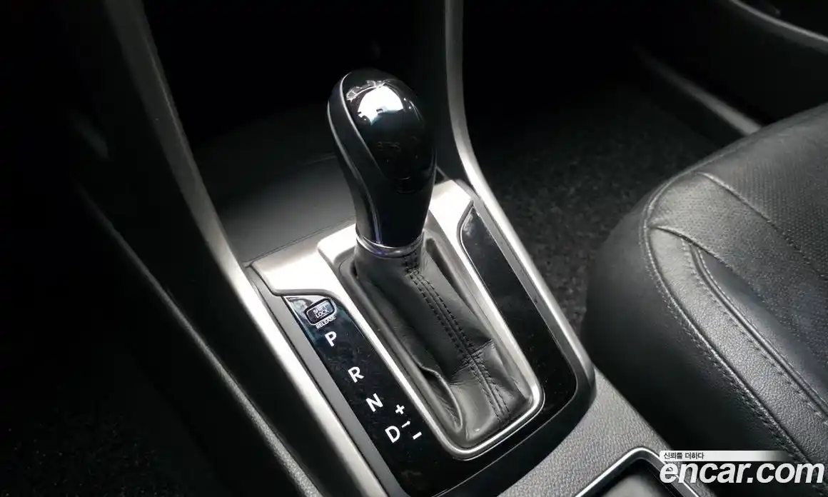 Hyundai i30 2011 1.6 гидро в Москве № 1141404, фото 9