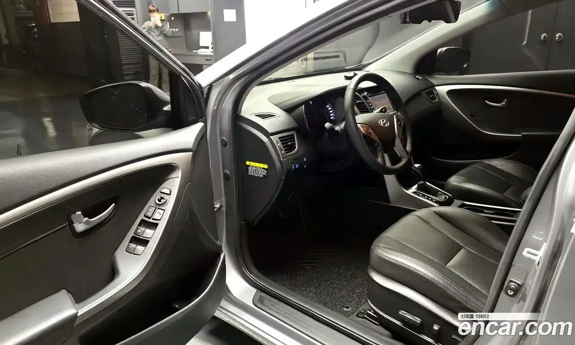 Hyundai i30 2011 1.6 гидро в Москве № 1141404, фото 10