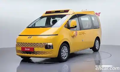 Hyundai Staria, 2023