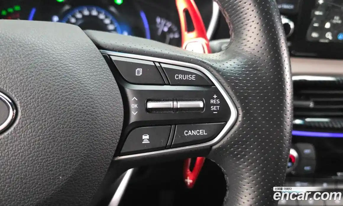 Hyundai Santa Fe 2019 2.0 гидро в Москве № 1142728, фото 17
