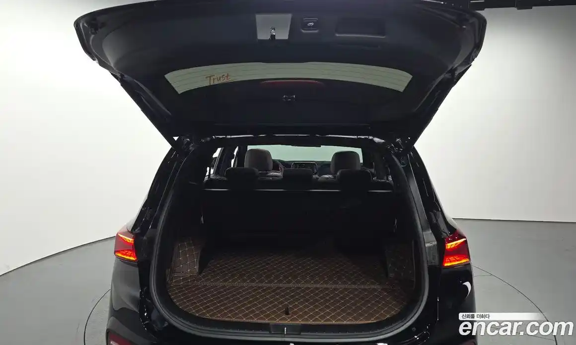 Hyundai Santa Fe 2019 2.0 гидро в Москве № 1142728, фото 20