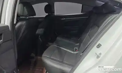 Hyundai Avante 2018 1.6 гидро в Москве № 1142792, миниатюра 11