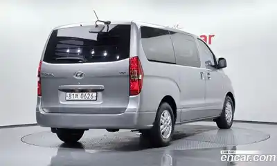 Hyundai Starex 5-Seater VAN Smart