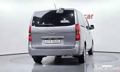 Hyundai Starex 2017 2.5 Автомат в Москве № 1142812, миниатюра 3