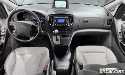 Hyundai Starex 2017 2.5 Автомат в Москве № 1142812, миниатюра 6