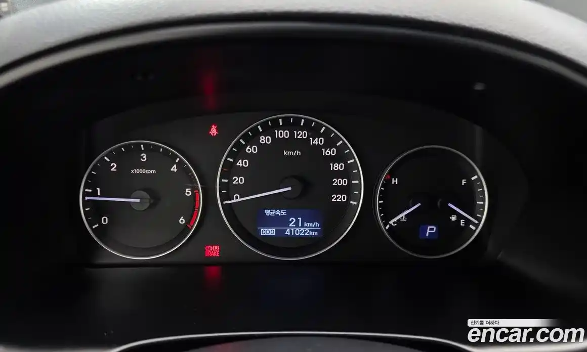 Hyundai Starex 2017 2.5 Автомат в Москве № 1142812, фото 7