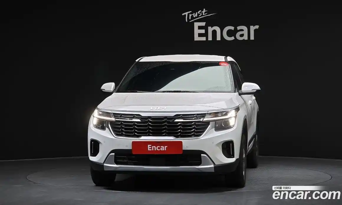 Kia Seltos 2025 1.6 Автомат в Москве № 1142929, фото 3