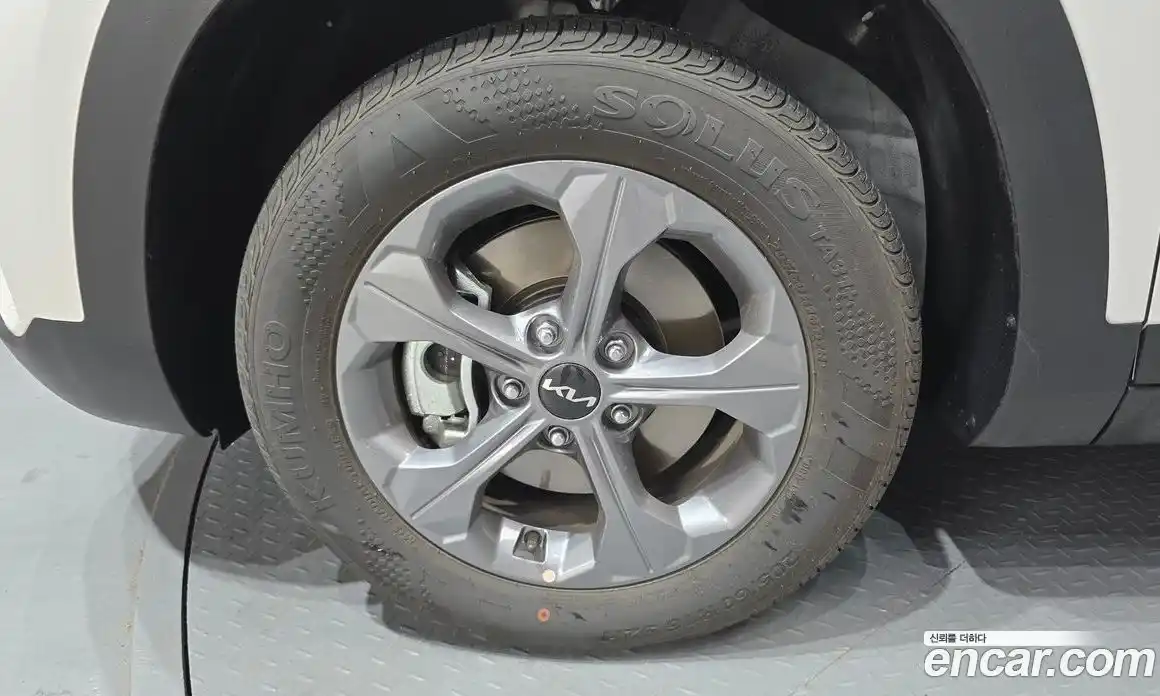 Kia Seltos 2025 1.6 Автомат в Москве № 1142929, фото 5