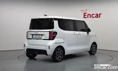 Kia Ray 2024 1.0 Автомат в Москве № 1143019, миниатюра 2