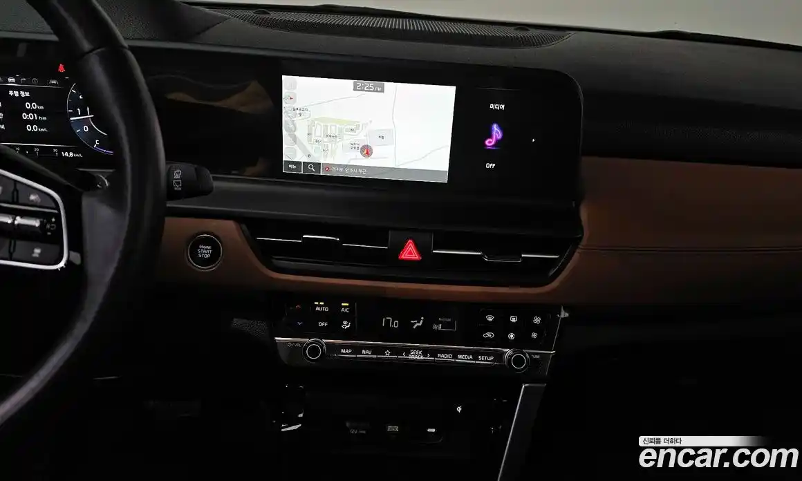 Kia Seltos 2024 1.6 Автомат в Москве № 1143119, фото 15